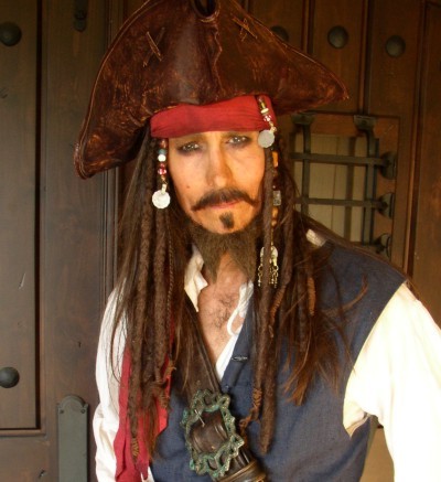 Johnny Depp impersonator appearing  as Captain Parrot Jack 